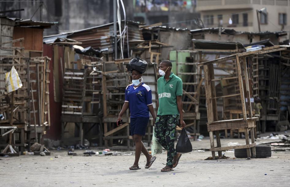 1/ If people can’t work, they can’t eat. @aniewang and me published a press release today highlighting the impact of the COVID-19-imposed lockdown on informal workers in Nigeria.  https://www.hrw.org/news/2020/04/14/nigeria-protect-most-vulnerable-covid-19-response#