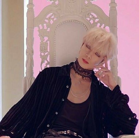 Hyungwon ↣ Crowley[kings, just kings]