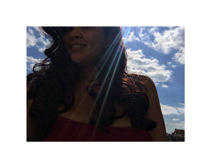 Happy #lookupatthesky Day!! ☁️☀️ https://t.co/4G3VYOQLzM<a href="/tag/lookupatthesky"class="tags">#lookupatthesky</a>