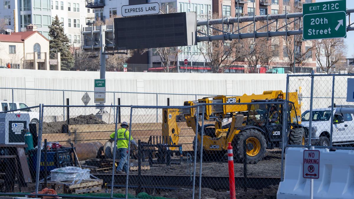 AECRE_Connect's tweet photo. There are multiple approaches to new developments in Colorado across the Denver metro ➡️ https://t.co/6GltjiYoYF
#constructionnews #Denver #AECREConnect https://t.co/GPChQTjSkT