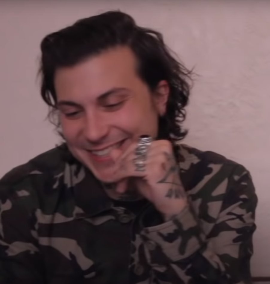 🥺