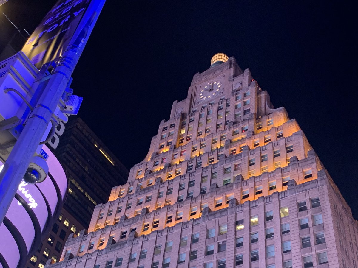And how had I never stopped to take in the glorious clock and globe atop the Paramount Building?