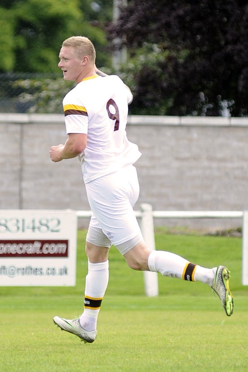 Lee Fraser tweet media