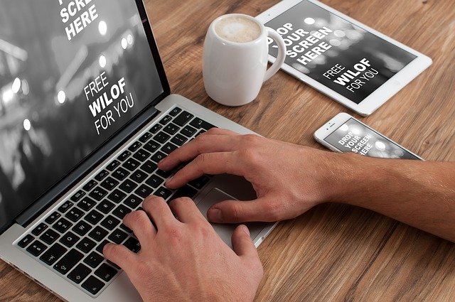 WorkanaBr's tweet photo. "O sucesso de um projeto também depende do cliente" Verónica Gil Arroyo, Account Manager da @workana te conta porque é importante acompanhar o #freelancer para aproveitar ao máximo suas habilidades e talento🚀.
https://t.co/7KawObub1v
#sucessodocliente #trabalhoremoto #workanabr https://t.co/ngW95z35Ki