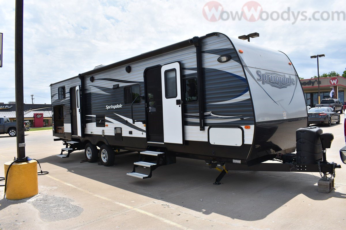 MAGCDJR's tweet photo. Wanting a home away from home? Be able to travel and stay at home the same time! This RV Camper is loaded with all the bells and whistles! #rv #homeonwheels #camper #campingtrip #huntingtrips #rvforsale See more at https://t.co/tKl2Eaijft https://t.co/1mNXe1SA8s