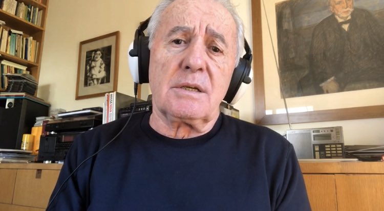 Una treintena de artistas asturianos se unen a <a href="/VictorManuel_Of/">Víctor Manuel Oficial</a> para cantar Asturias desde sus casas ¡Así de bonito suena #AsturiasCantaEnCasa! youtu.be/CMY0Qj9ytcg