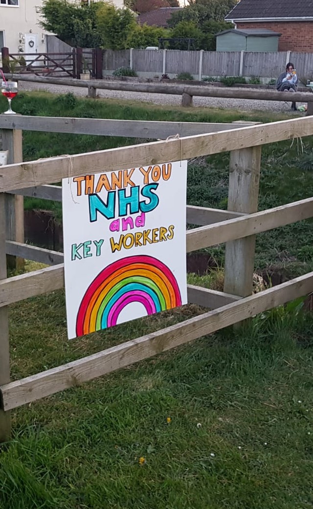 Humberbeat_ERYW's tweet photo. #Reedness #Whitgift
Policing our rural communities and came across a pub still open! Couldn't stop for a drink but looked a nice little spot and owners well versed in social distancing measures. Tried to entice us with a free drink - maybe next time.
#StayHomeSaveLives https://t.co/7BOZfVdOmL