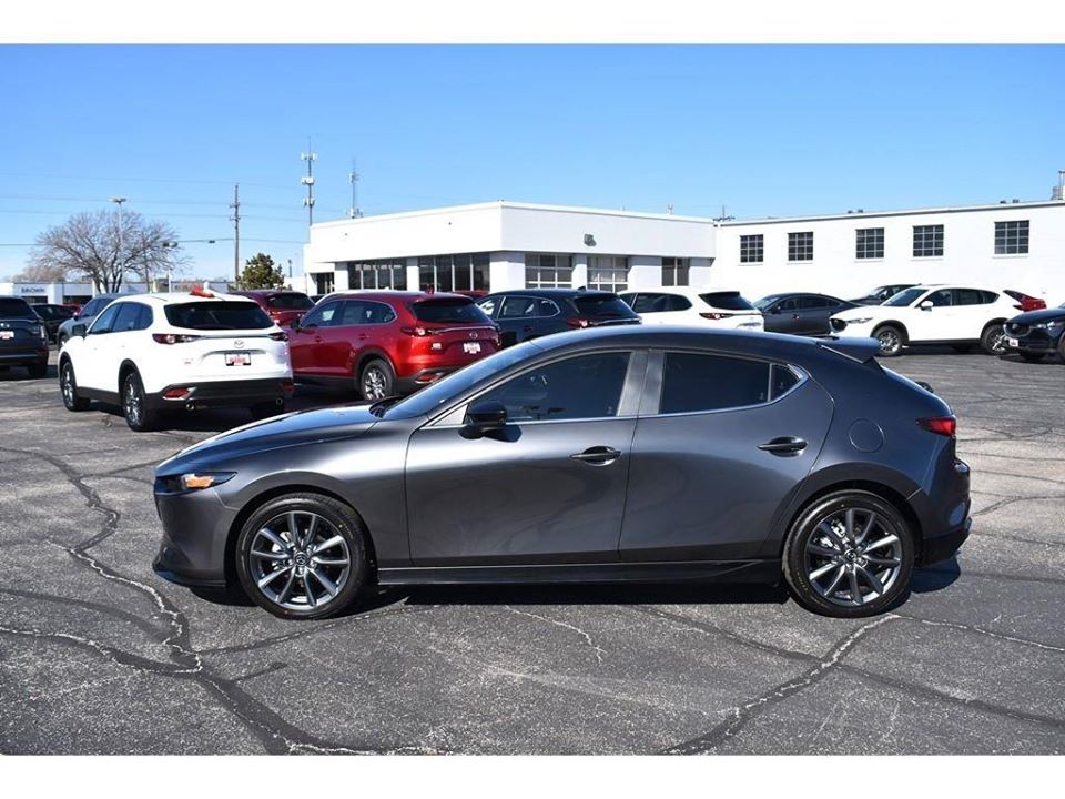 pike_mazda's tweet photo. Get more out of every mile in this 2020 #MAZDA3 #Hatchback from #PikeMazda of #Amarillo! Click here for details: https://t.co/Y8PqvedoCt https://t.co/JKFWewgv0Y