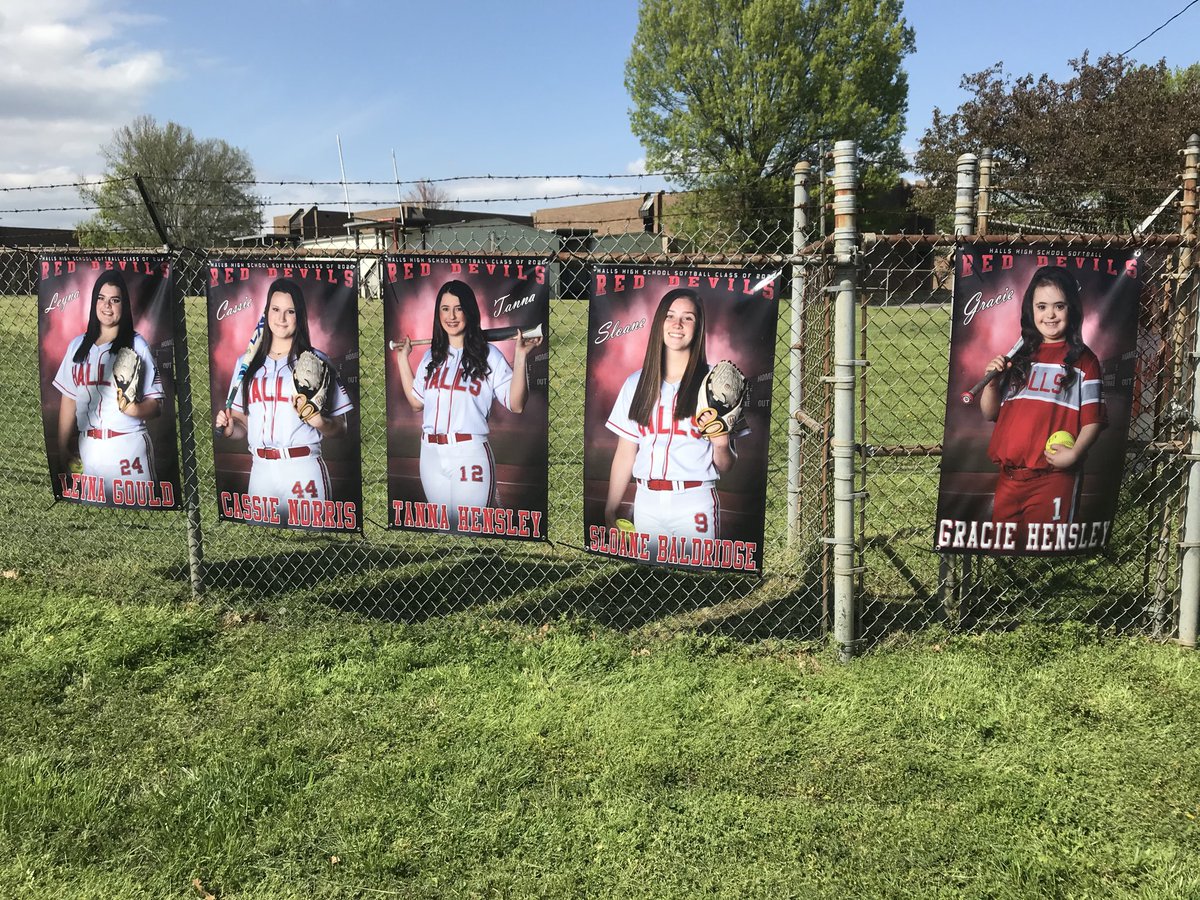 HHScoachB's tweet photo. Missing all my girls right now!! But my heart is hurting for this special group of Seniors that has meant so much to our program!! #CODERED #BRAK https://t.co/98dFuSwohY
