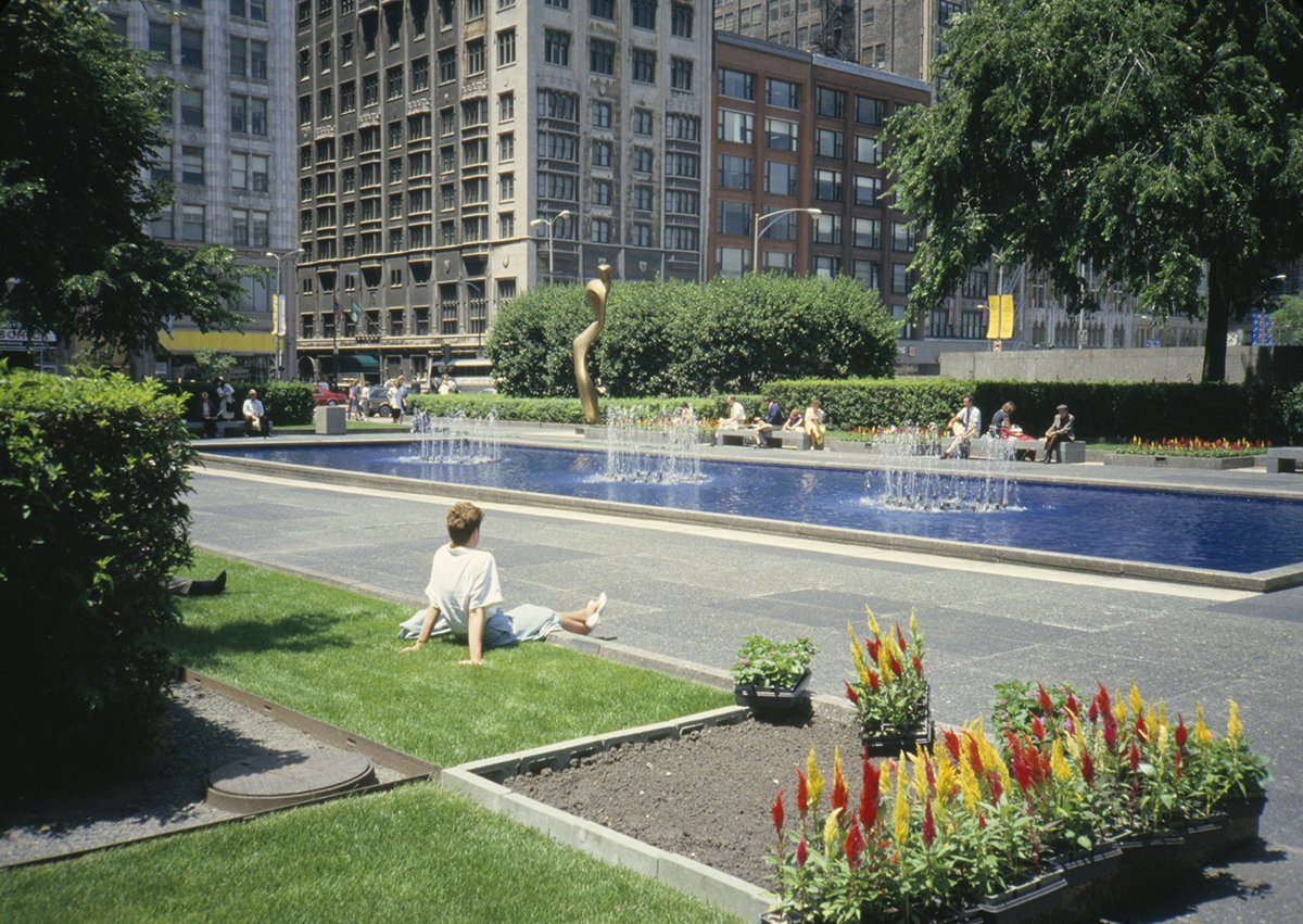 The Art Institute of Chicago tweet media