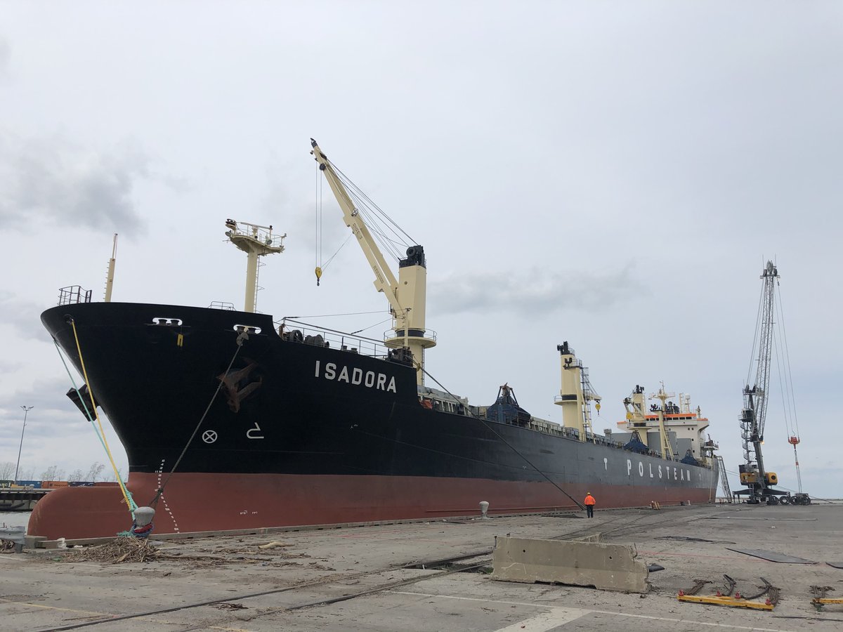 portofcleveland's tweet photo. The M/V FEDERAL HUNTER and M/V ISADORA are at the Port today and are being unloaded. #GreatLakesShipping #ShippingMatters https://t.co/NbH7gav6n6