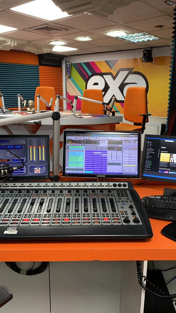 veroroserol's tweet photo. La Revista de Opinión Democracia Al Aire 
Desde este miércoles 15 de abril a partir de las 07h30 por EXA 92.5 FM.
Retomamos nuestro compromiso de buscar la verdad, de mantenerlos bien informados.   Es el momento de salir adelante, de no perder la esperanza. https://t.co/ZDi2m64usZ