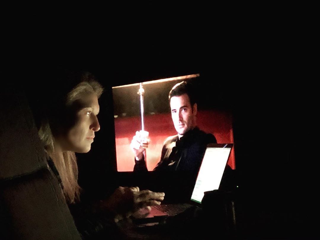 50_mex's tweet photo. "My work companion" #TeaserTuesday #SpoilerWoman #GabrielsInfernoMovie #Passionflix #PassionflixComing #ColorTiming While running a businesd" vía @ToscaMusk en IG https://t.co/WzA4mMWoF5