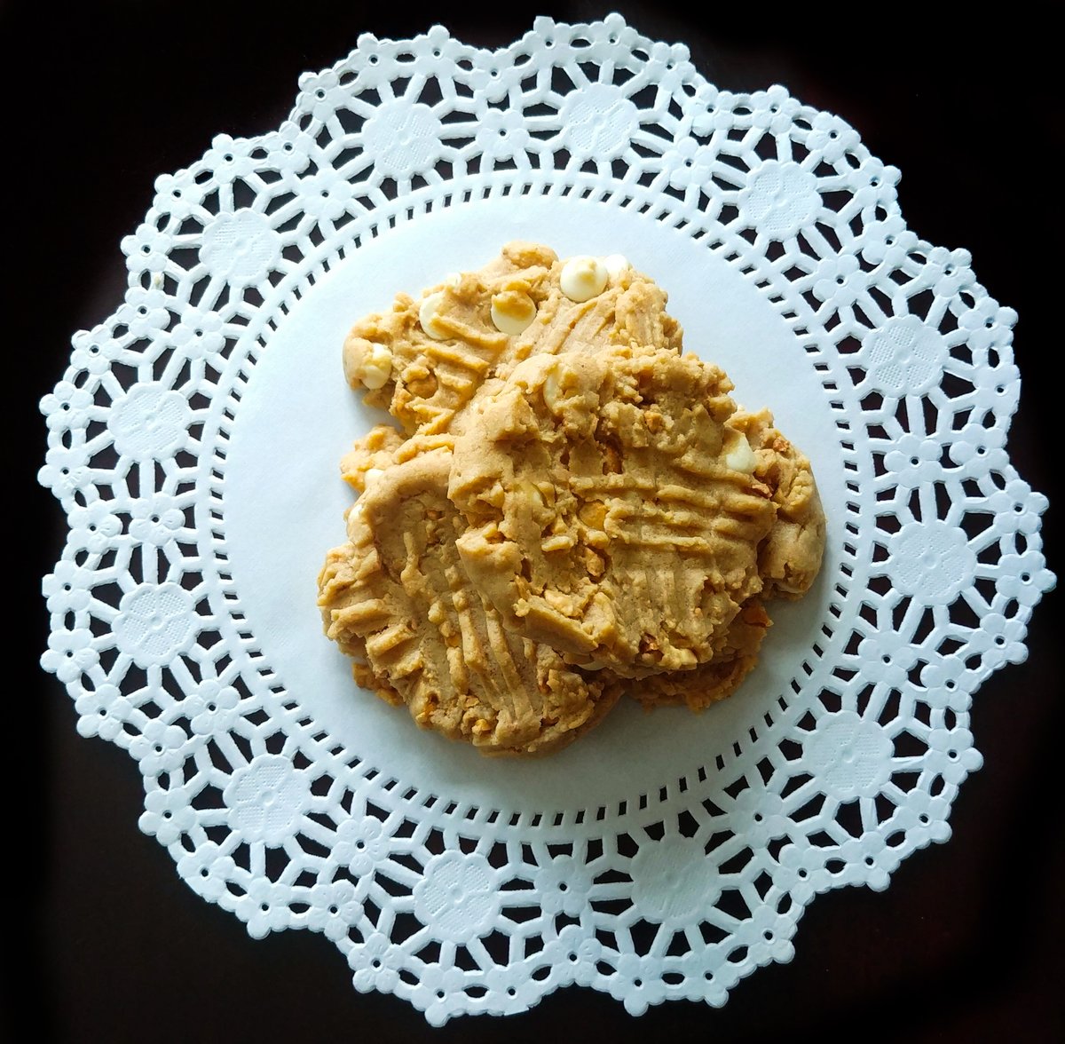 KneadPatience's tweet photo. Peanut butter cookies! They are soft, crunchy and delicious! https://t.co/eI5sixjmAR

#blogger
#cookies https://t.co/XdfP3mefKs