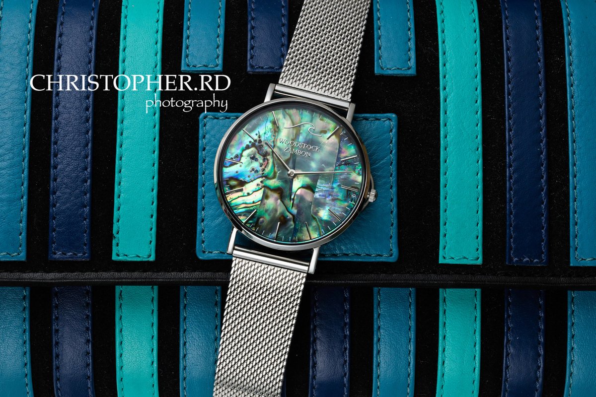rdchristopher1's tweet photo. Product photography @woodstockzambon #woodstockzambon #watch  #jewellery #realshell 
 #productphotography #turquoisejewelry@canonuk @canon.photographers #canon #canon5ds #canon100mmmacro #extremequality  #stilllifephotography #phottixindra500  #christopherrdphotography https://t.co/irwt6LWesT