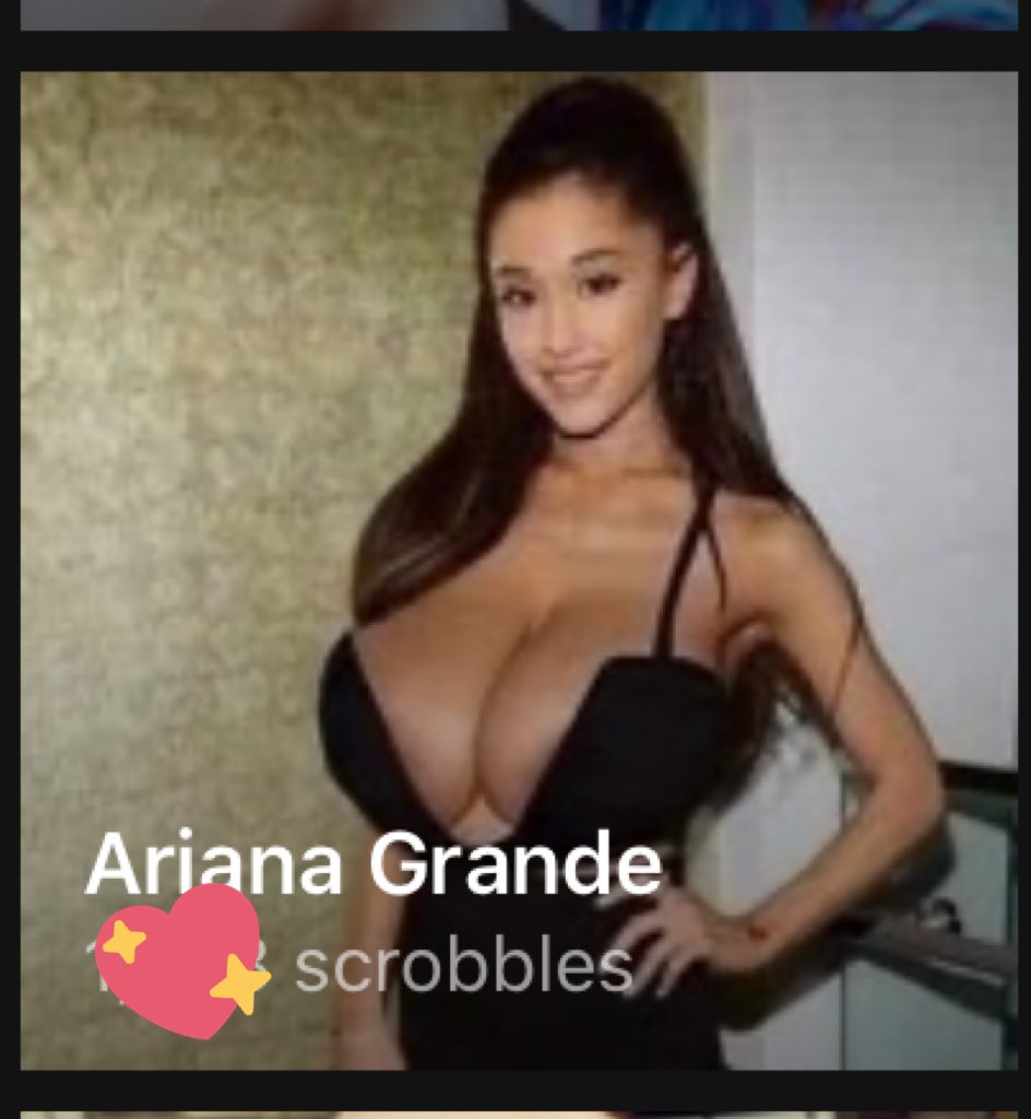 Why is this Ariana’s last.fm artist picture lmaooo