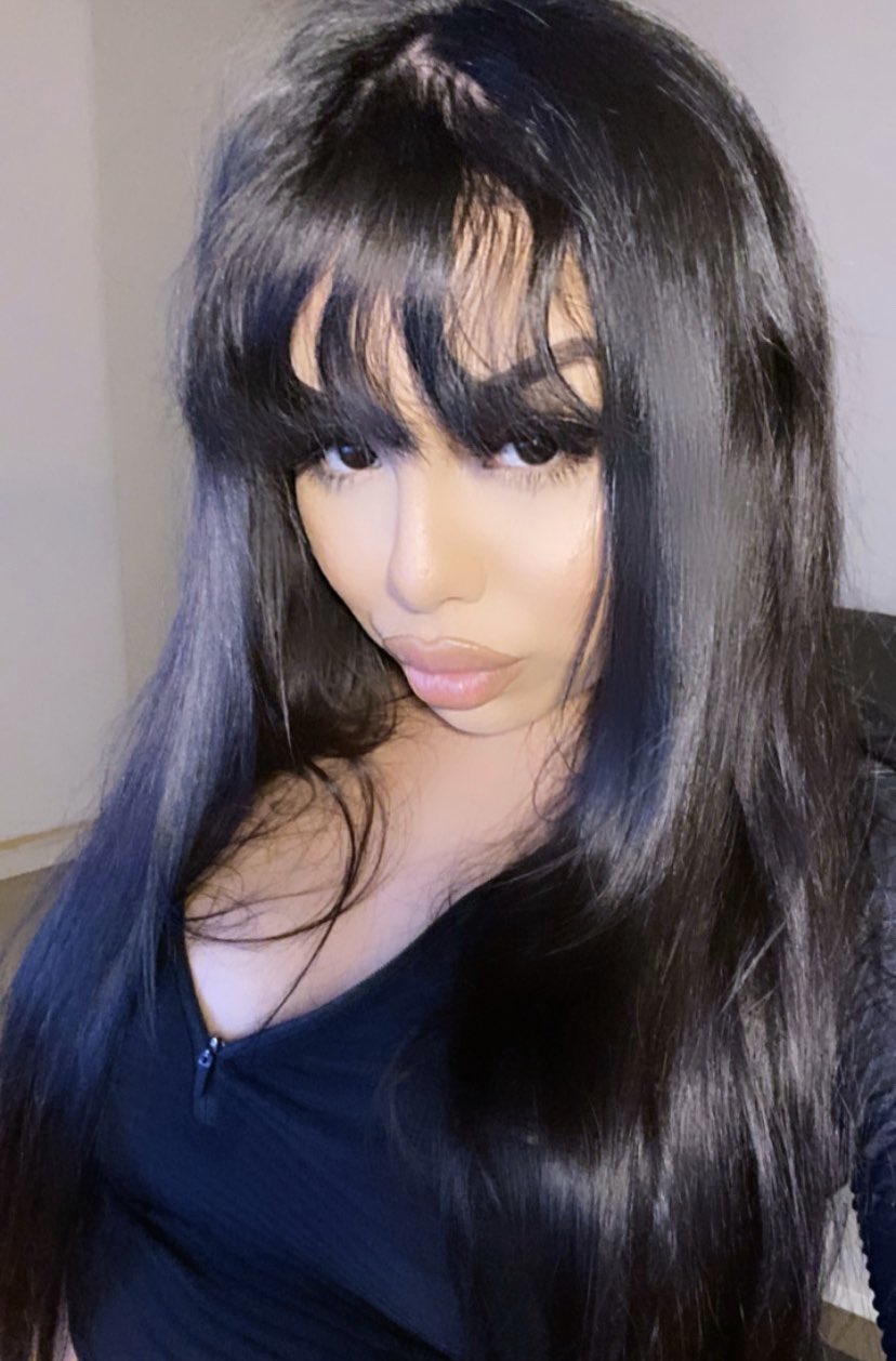 ☆LA JEFA☆ on X: what type of porn do you think i watch?  t.coUzTntKxv6n  X