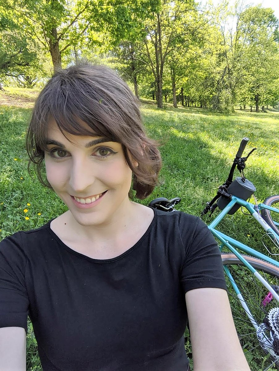 radicaldreamr_'s tweet photo. A reminder that I am a real human being who exists in this world, and not just an attractive trans gal taking photos in her apartment for the masturbatory pleasure of the internet. https://t.co/eoIPUPo4lY