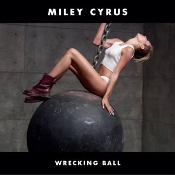 wrecking ball pegou #1 na billboard hot 100 em setembro, por 2 semanas. a música saiu do #1 e retornou para o topo 3 MESES depois, sendo até hoje a música que teve o maior intervalo entre sair e voltar para o #1.