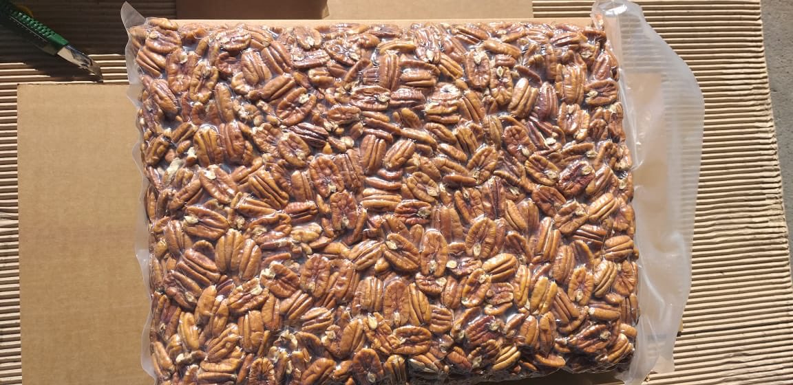 ClusterdelPecan's tweet photo. #Hoy se celebra el Día Nacional del #Pecan en Estados Unidos, uno de los principales productores y consumidores de Pecan en el mundo! Lo celebramos desde acá, a las puertas de una nueva campaña! 

#NationalPecanDay #Argentina https://t.co/JY9y2kjr1f