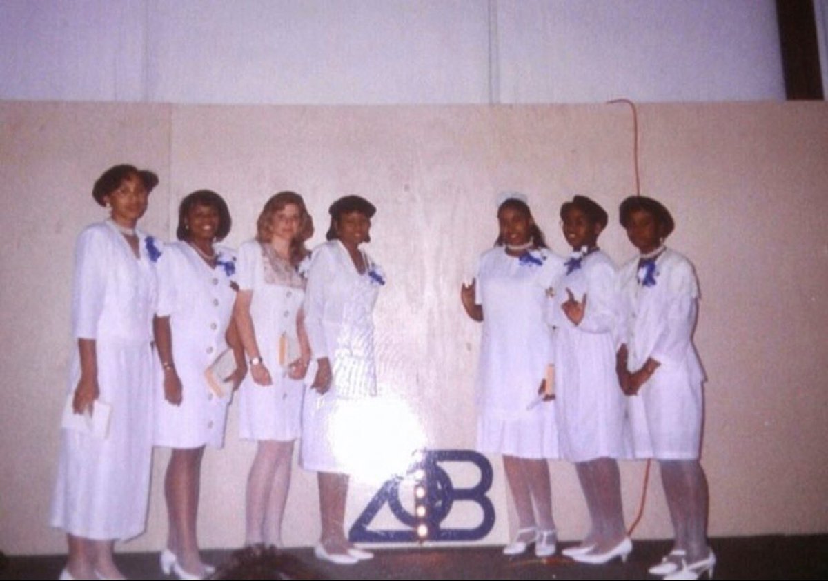 longwoodzphib's tweet photo. Happy Charter Day to the PRESTIGIOUS Phi Omicron Chapter! 💙 Today marks the 26th year of representing scholarship, service, sisterhood, FINER WOMANHOOD. We appreciate the Seven Wonders that paved the way for so many of us to an unbreakable bond of sisterly love🕊 https://t.co/ZxSPxnujZp