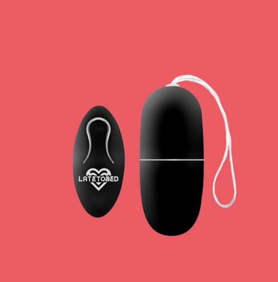 SensualBe's tweet photo. Menudo juguetito tan pequeño y potente 🤪🤪
•
https://t.co/NhyvNVoX2S
•
#jugueteseroticos #sexshoponline #huevovibrador #vibradores https://t.co/cuo9P1RhnC