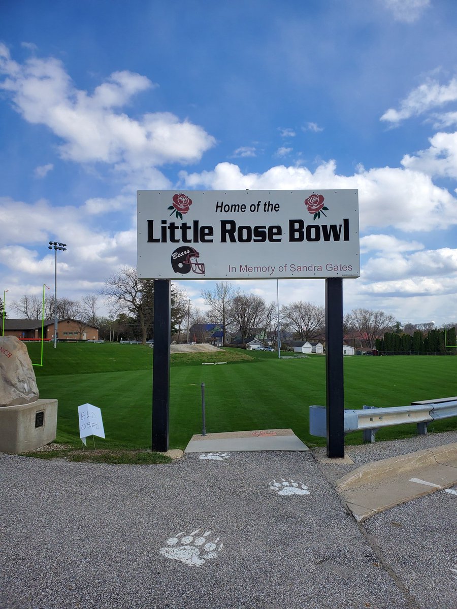 danzuniga4's tweet image. Our walks takes us all around this great town!!! S/O to my wife Kari Zuniga for making me grind everyday for the last 4 weeks. #notcomfortable/coldwalks..@jtylee12 @Mr_L_Posivio @Rohr_Perform @iowahawks4life @TellyZuniga