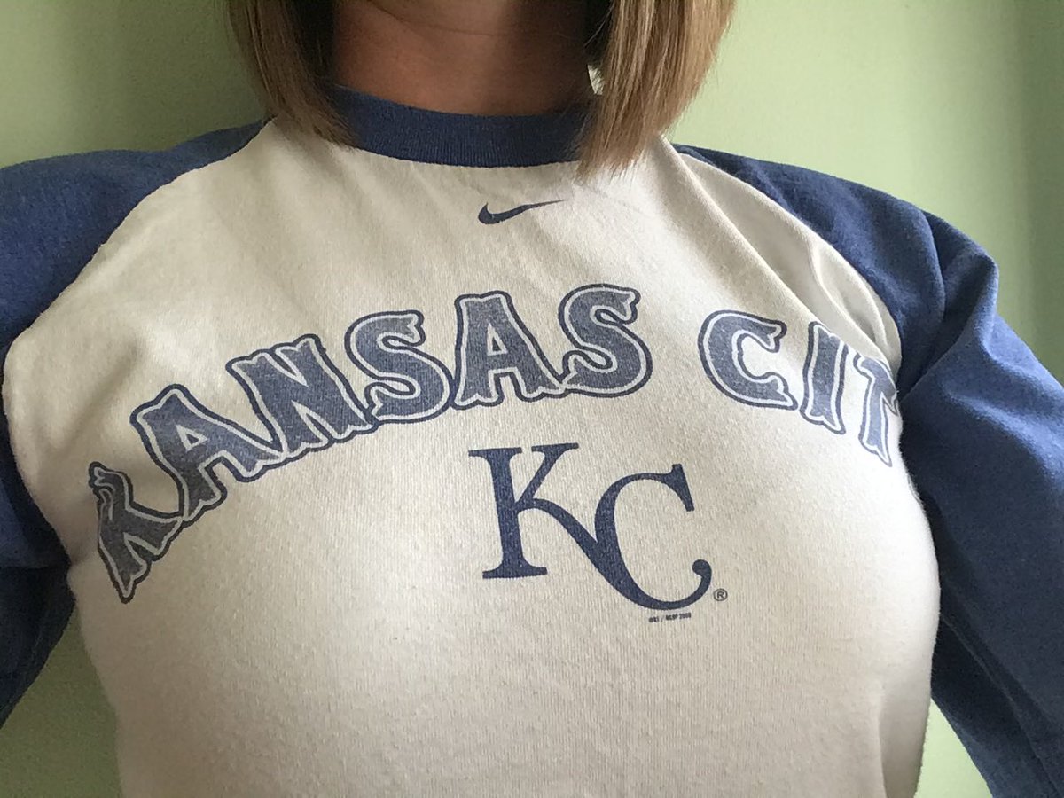 StacyFRobison's tweet photo. I miss sports! Of course, I’m Team TMP and Team Learnin’ from Home, BUT my ❤️ is with the KC Royals. #TMPspirit https://t.co/LTSgsE9VbV