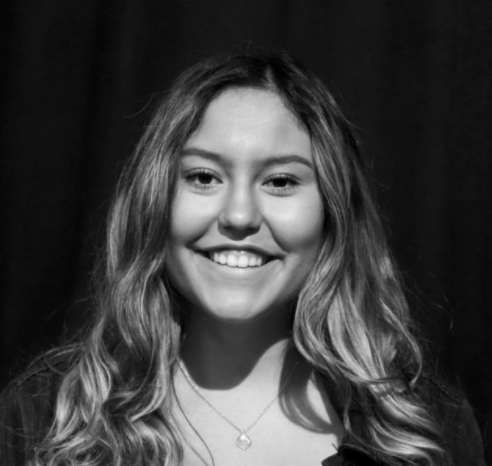 LearningWithMe's tweet photo. Let's spotlight a @ProsperHS 2020 grad. Editor-in-Chief Ana Arredondo runs @ENO_PHS. Her leadership, writing, photography and compassion offer readers excellence every single day. Click the link to see her good work in action. https://t.co/dedYXfMCNu @JohnMBurdett @prosperCTE https://t.co/Y6F71EZ90s