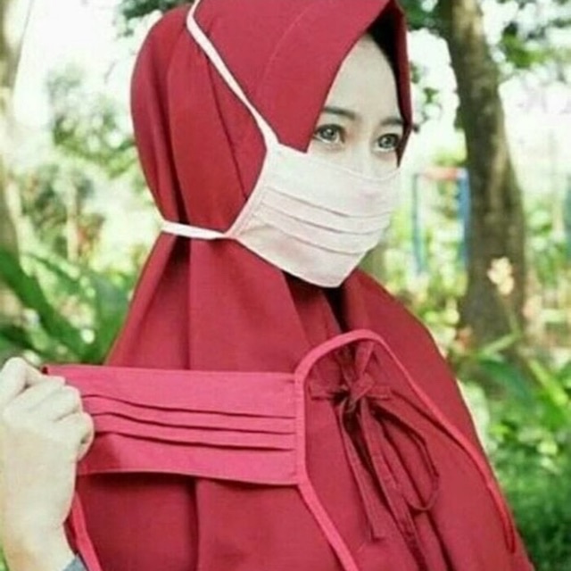 TreaTreaa's tweet photo. Saya menjual Masker kain 2 lapis ( bisa di isi tisu) bahan sangat nyaman. Tidai bikin panas dan engap seharga Rp3.500. Dapatkan produk ini hanya di Shopee! https://t.co/sZdM7vbhGI #ShopeeID https://t.co/yWBFf3Fjeq