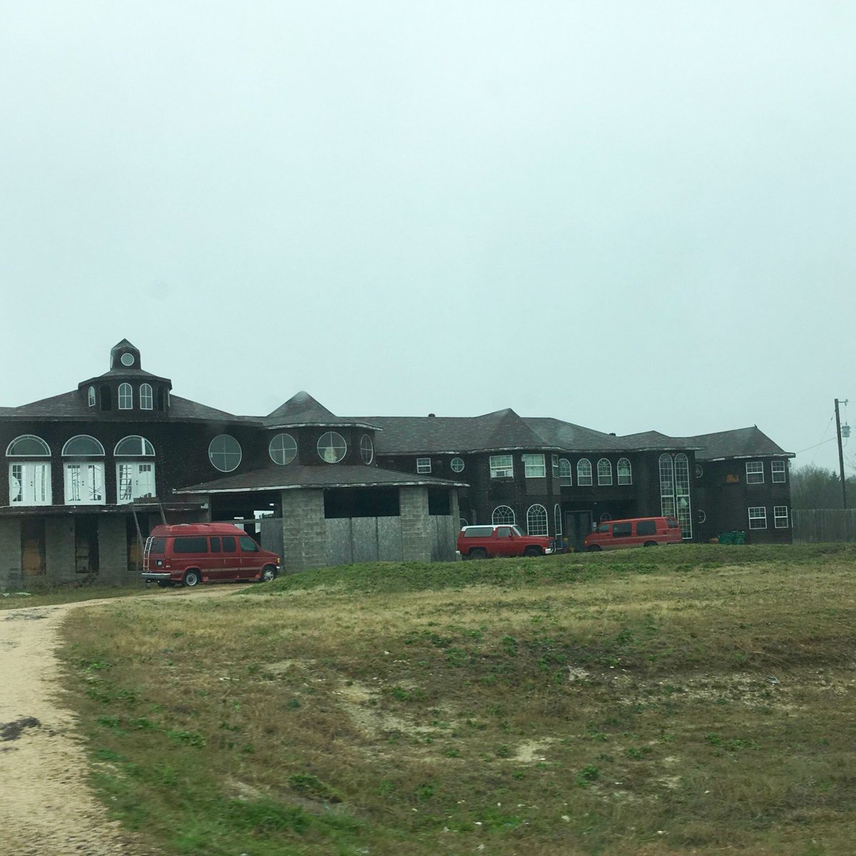 aubreyastuart's tweet image. say what you want about onlyfans but I just bought my dream house at 19😌✨😤