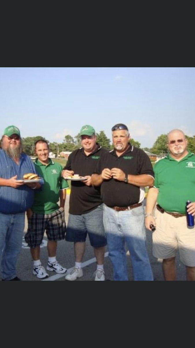 MeadeFB's tweet photo. Tailgate crew from 09’. The Legend Ham Hamilton, Joey Despain, Coach Bob, and Coach Z. These men have been supporters of the PROGRAM and our GUYS for years. This is what Small Town Football is all about. Bring back the Tailgate in 2020! New Field, Old Traditions. https://t.co/y9KjEBTL0N