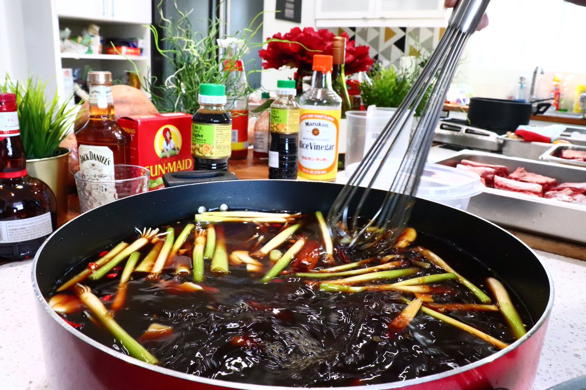 CAboveandbeyond's tweet photo. | Asian-style braised Short-rib with lemon grass, ginger &amp; plum wine and Miso ginger glazed Chilean Sea Bass | 
#ChefMarcus #StayHome #Atlanta #atlantachef #privatechef #SocialDistanacing #Quarantine https://t.co/wd1RIBNDlq