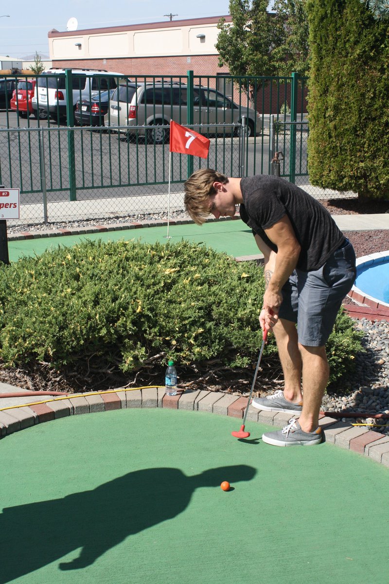 TCHIceQueen's tweet photo. Missing my sports. Going to start sharing miscellaneous sports photos that are on my phone. Today, we have former @TCAmericans captain @BeauMcCue16 mini golfing with the booster club members. Circa 2015. My phone apparently has no limits when it comes to content. https://t.co/Fq7JK8Q3zC