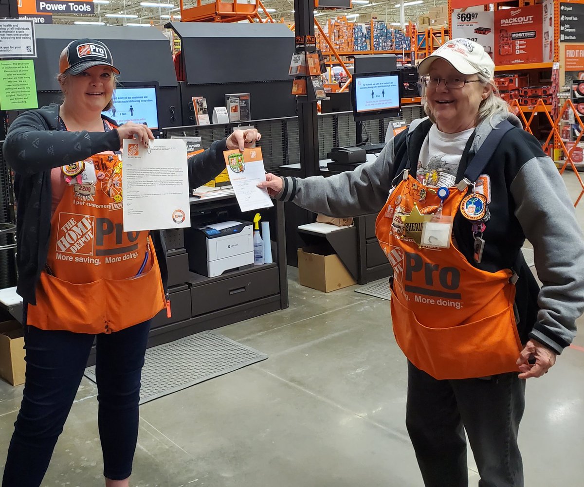 Sarah Hall tweet media