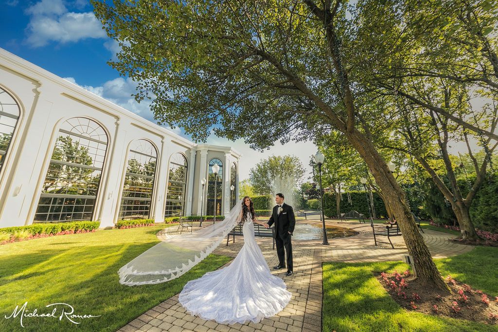 The Grounds at Addison Park. 

#njphotographer #njphotographers #weddingphotos #LuxuryWedding #LuxuryWeddings #PlatinumWedding #WeddingStyle #weddingplanning #theaddisonpark #addisonparkwedding #addisonpark