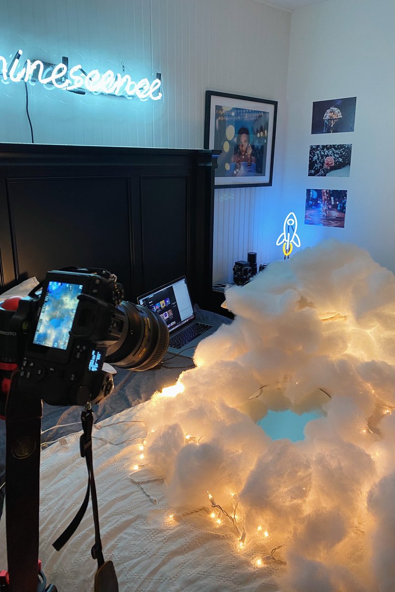 Brandonwoelfel's tweet image. the setup vs. the scene☁️