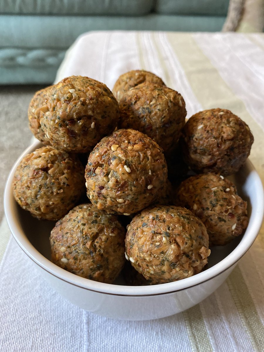 I make these all the time so I think I finally have a solid recipe down for falafel :) These were my best yet