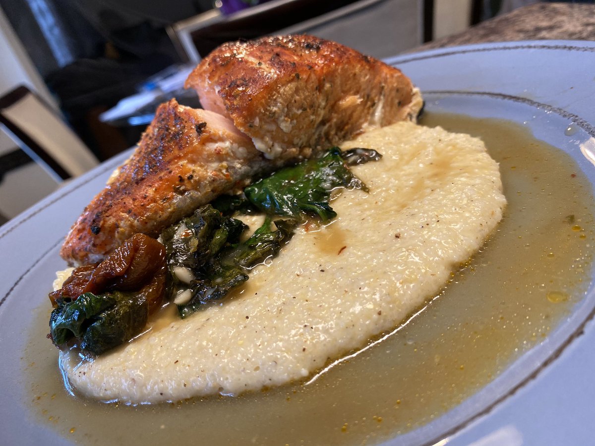 steelydanalbum's tweet photo. Recipe testing on a Tuesday!
Blackened Salmon over smoked Gouda cheese grits and sautΓ©ed spinach with sun dried tomatoes
Need a private chef for a date night while quarantined? Holla at me!!!
#CharlotteNC
#MealPrepChef
#Charlottechef https://t.co/UPZ8Tko9Cy