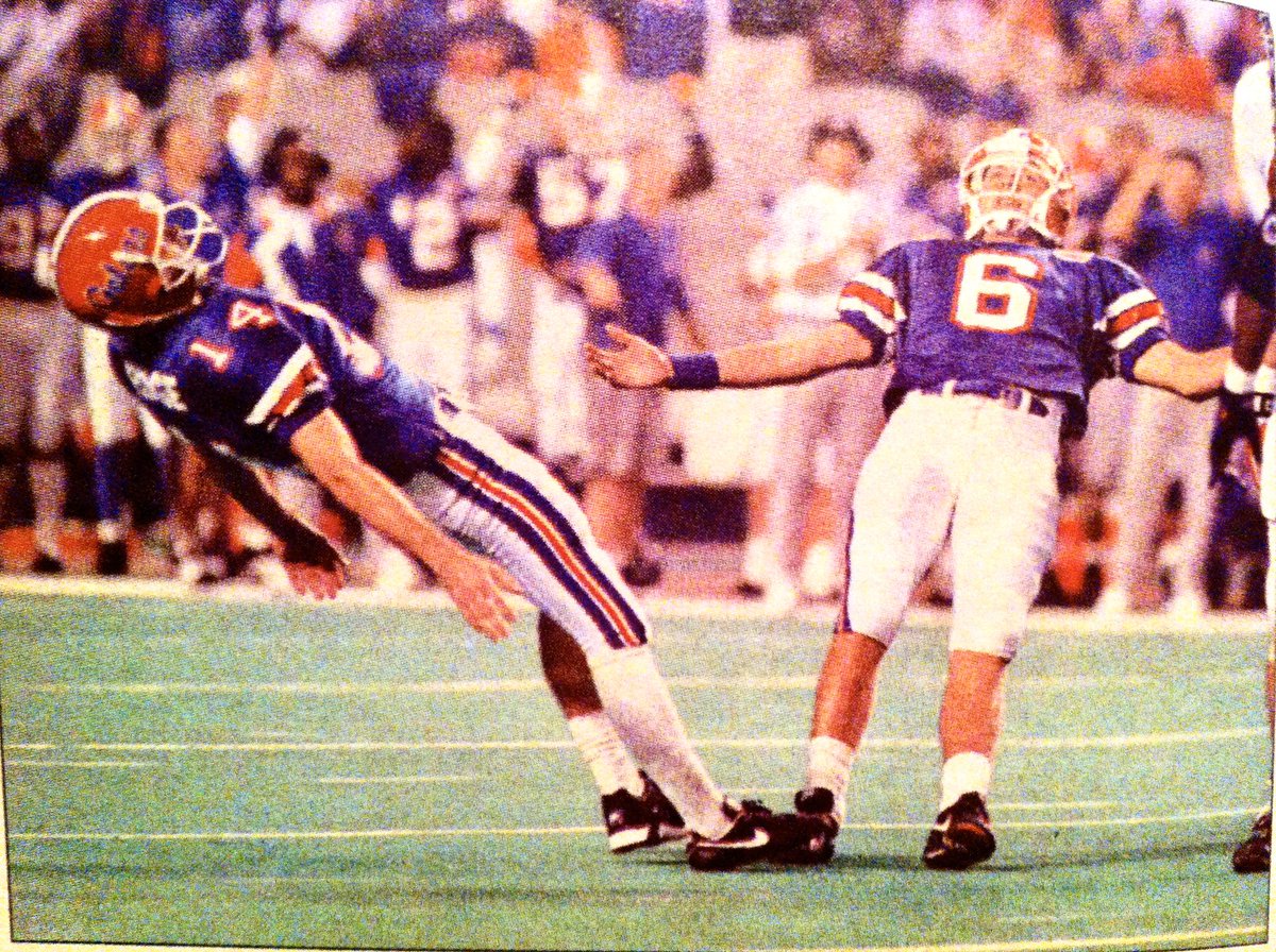 JuddDavis's tweet photo. 1994 SEC Champ vs Bama. Edge &amp; I need 2 pts to pass Emmitt for UF career scoring rec. Decide to do the Nestea Plunge (90’s TV ad) if we get it. We break rec w/2nd qtr 42yd FG &amp; do the Plunge. Spurrier didn’t see it till yr end banquet on highlight vid. Wasn’t amused. True story. https://t.co/9EBj7LcGZR