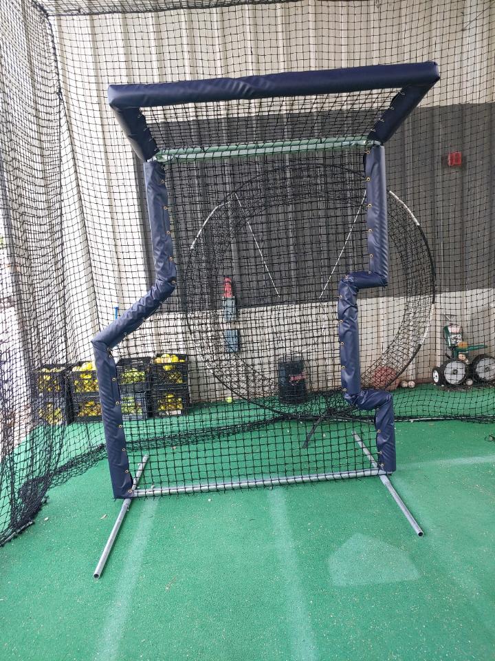 WillMinor09's tweet photo. Are you needing to upgrade your #Baseball βΎ & #Softball π₯ #BattingCages #BPScreens & #BattingPractice #Facilities? Check out π our #NettingPros #netcommanders Custom Fully Padded 6 x 7 Combo Screen with Hood & #FullProtector with Dual Pitch Holes π₯.
π§ info@nettingpros.com https://t.co/z2JdEiLjw4