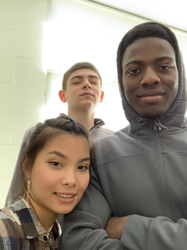 ciccanic's tweet photo. @DownsDownschr @downs_andrew12 Happy Birthday!!!!👏🏼🎉🥳#someonestolenyphoneatlunch https://t.co/UjKJm3GCGV