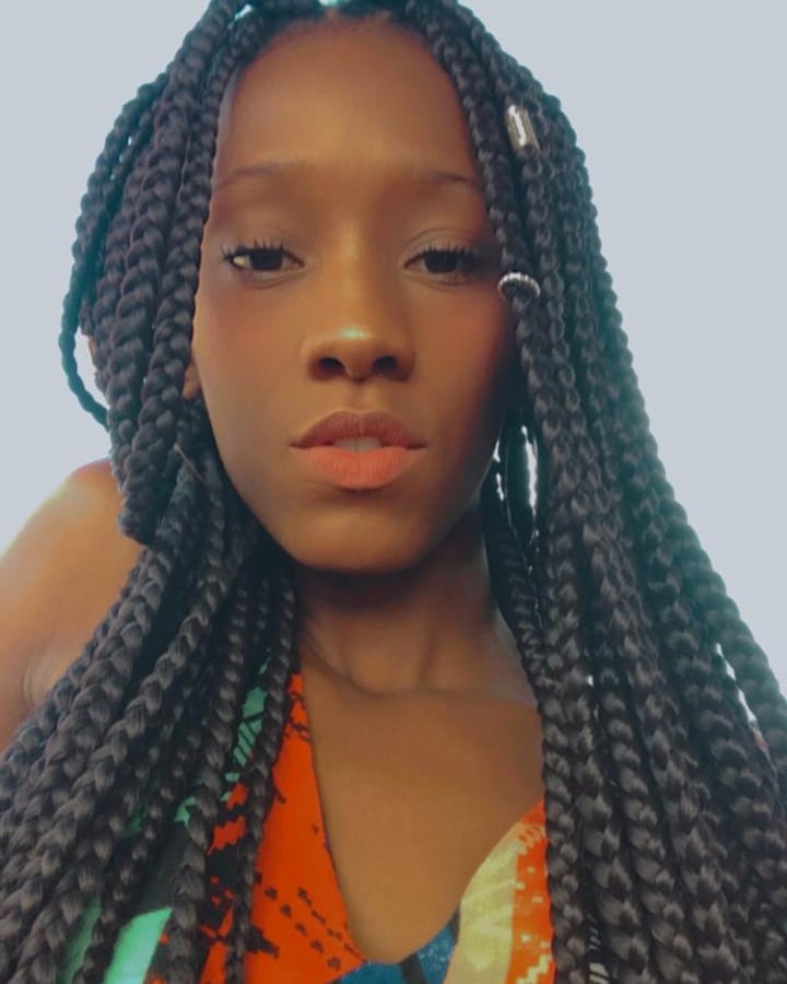 DaniblackReis's tweet photo. Box Braids, apaixonantes 😍❤👑
📱Gostou vem de zap 975890844.📱
Atendimento em Realengo.
Aceitamos cartão😉

Sua coroa mais brilhante que do que nunca👑

#meninadetrança #pretadetrança #pretaperfeita #braids #braidsrj #braidstyles #cornrowstyle #boxbraids #transicaocapilar https://t.co/wMSJTzmC9H