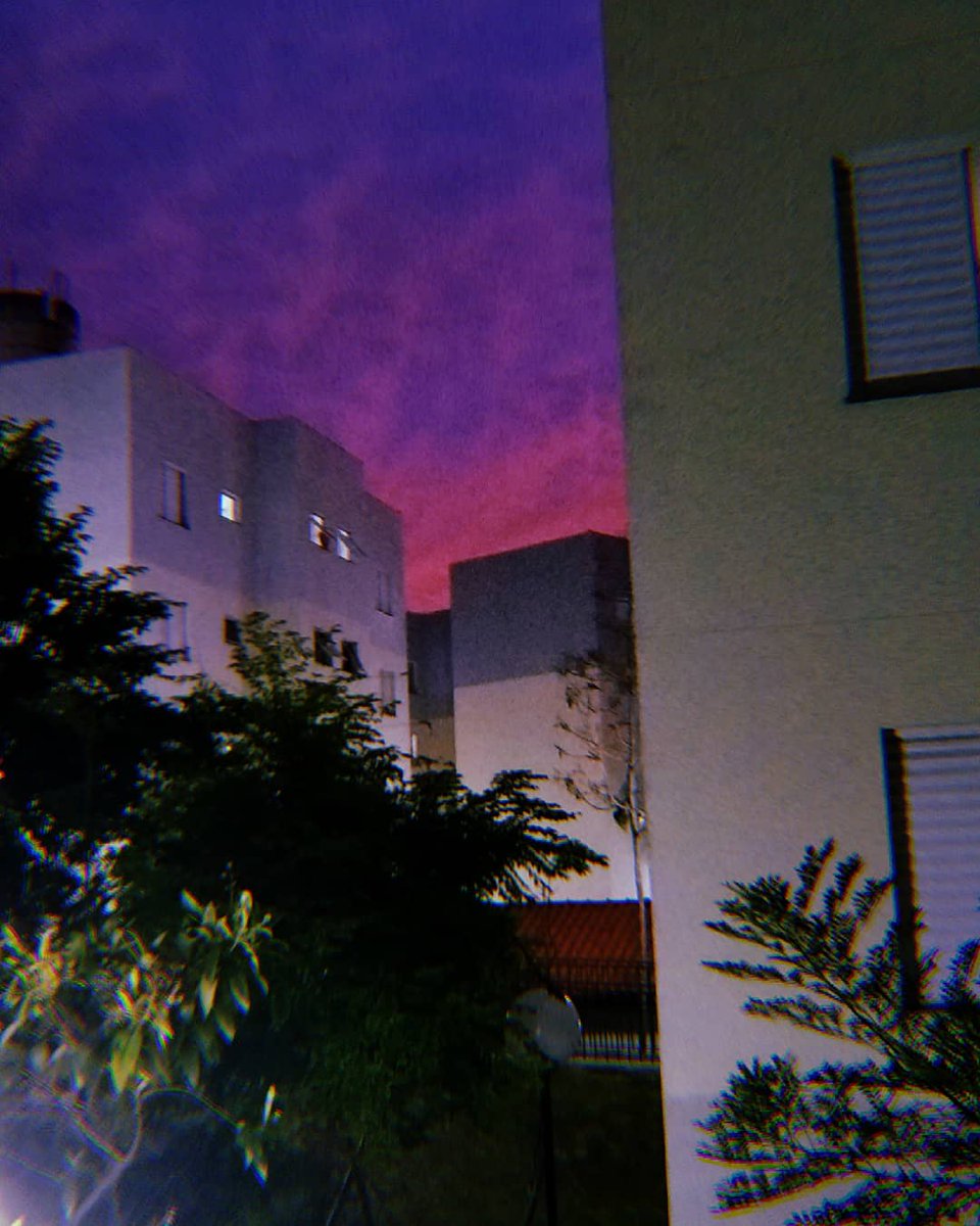 🌌