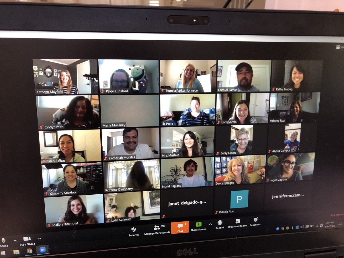 BeesArbolita's tweet photo. Missing our families!!! https://t.co/KnYpmYrnWk