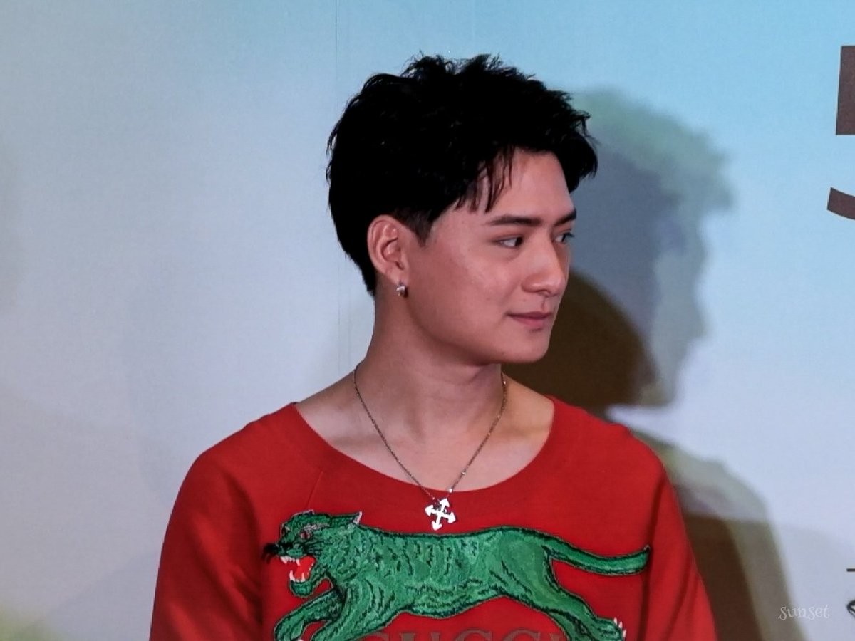 moonsun_Sk's tweet photo. คิดถึงนะครับ
#KristPerawat 
#MLSSfoto https://t.co/JFZKor1sBi