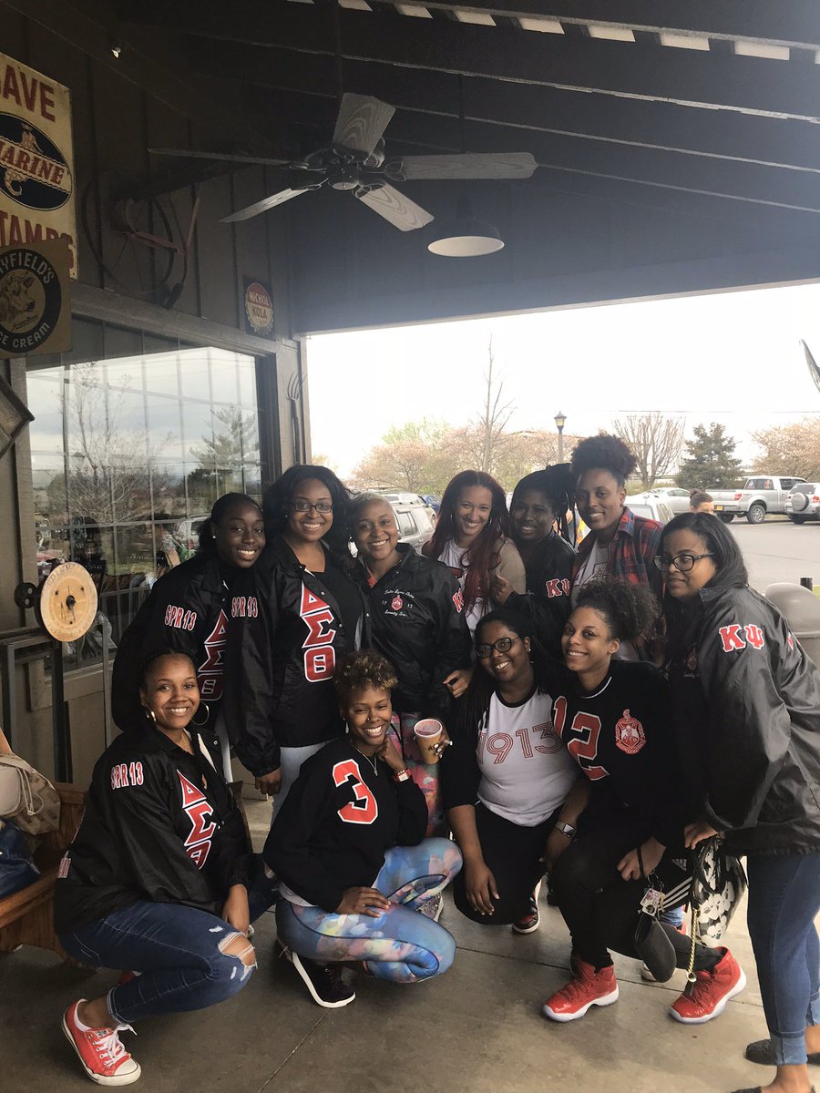 AyeYoMaggsOnTV's tweet photo. Happy Deltaversary to my line sisters and me ! 15 Shades of DSTinction turns 7. #KappaPsi #DST #Spring13 ❤️ https://t.co/R5d0I168ZN