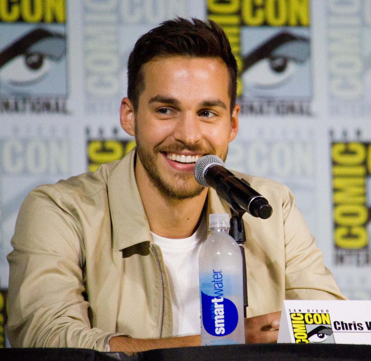 moonstone170's tweet photo. Happy Birthday, Chris Wood! 🌿

#ChrisWood #happybirthdaychriswood #supergirl #monel #kaiparker #malachaiparker #thevampirediaries #tvd #containment #jakeriley https://t.co/o5ovvjTDXx