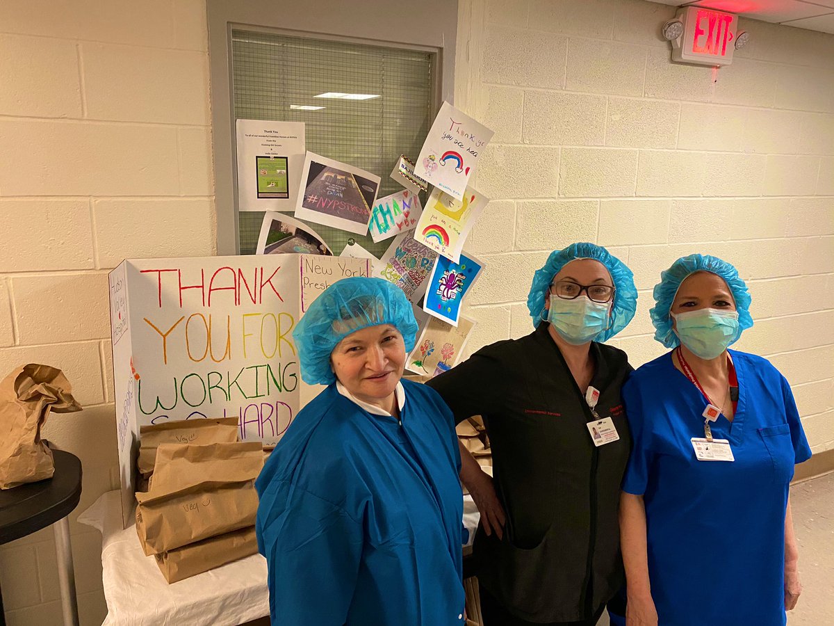 Daniel_NYP's tweet photo. These #HealthcareHeroes in EVS get the job done. Continually amazed of their dedication and strength late into the night! 💪 @AngelaGP_NYPHV https://t.co/vv0LsJxeZ3