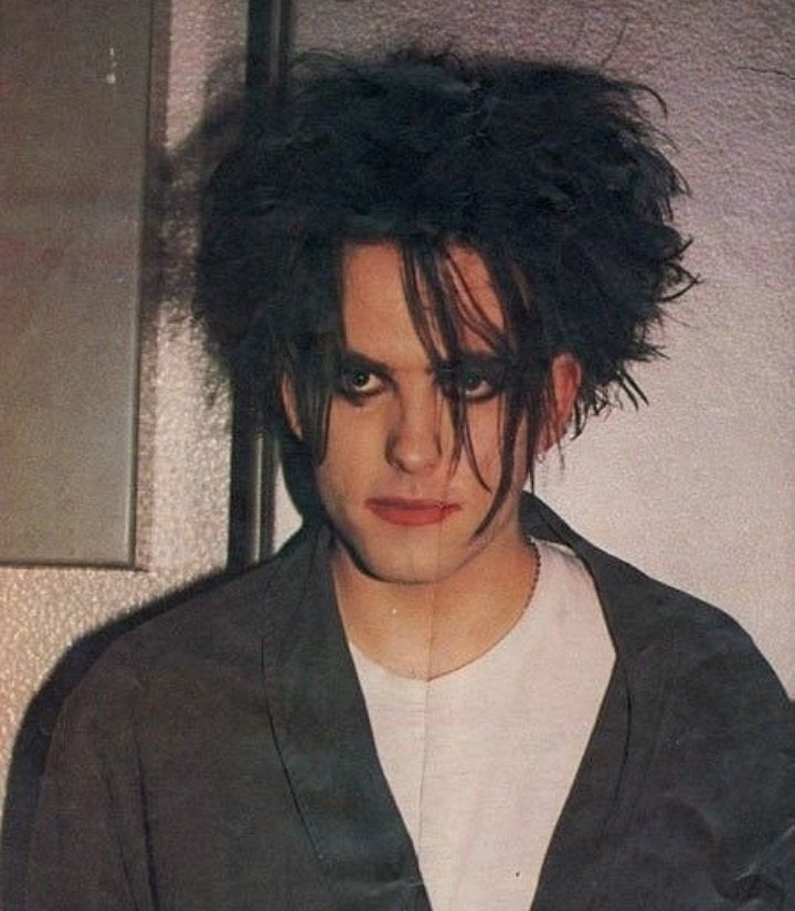 robert smith i'm pretty sure he died for mary and resurrected so she wouldn't be lonely
